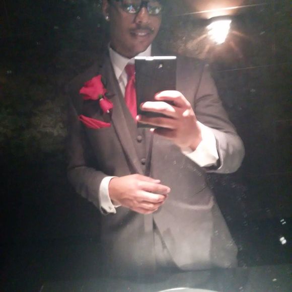 Meet your Posher, Shamon - Picture 1 of 1